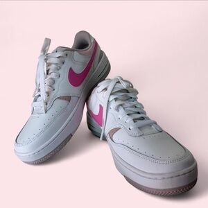 Nike Gamma Force White Playful Pink size 9